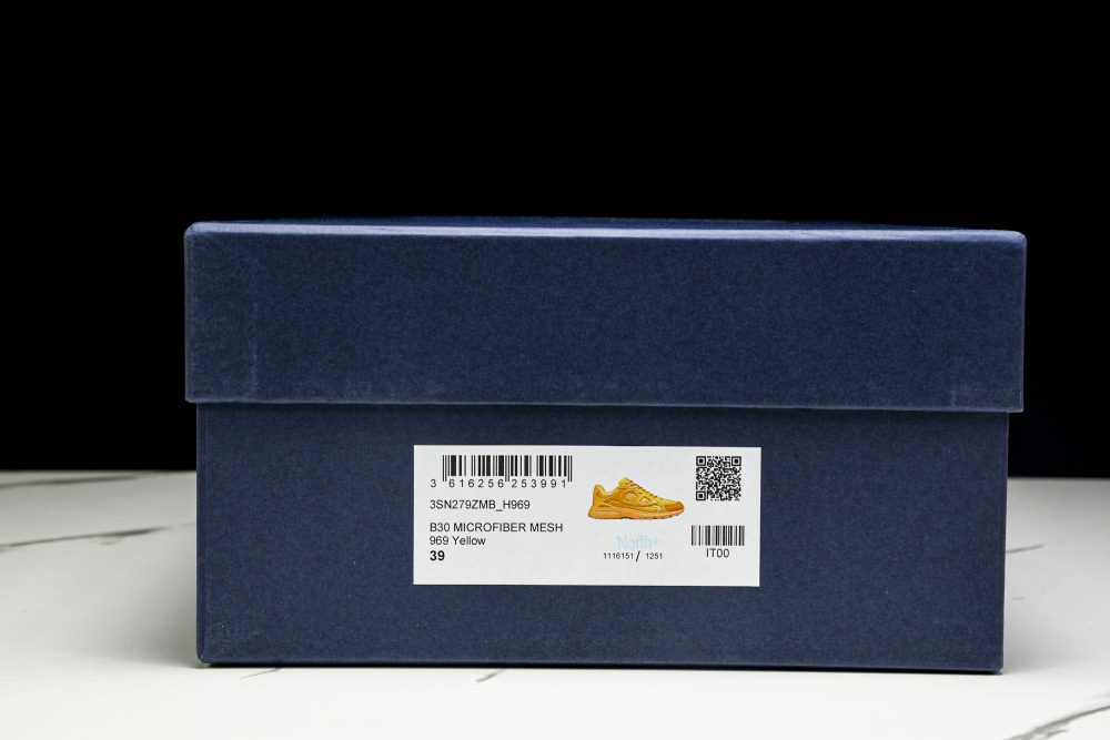 D1or B30 x Stone Island 'Yellow' - Image 32