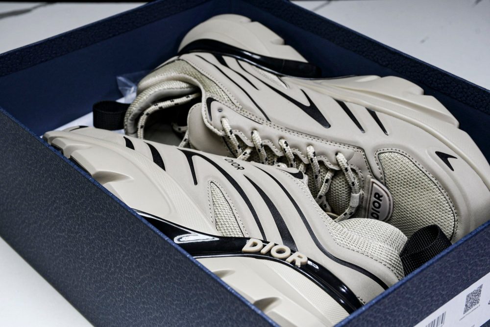 D1or B44 Blade Sneaker 'Beige' - Image 17