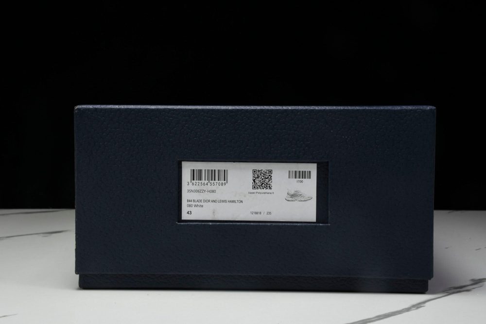 D1or B44 Blade Sneaker 'White' - Image 25