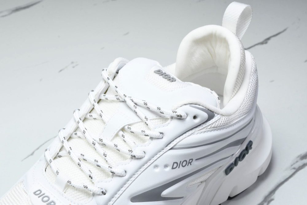 D1or B44 Blade Sneaker 'White' - Image 9
