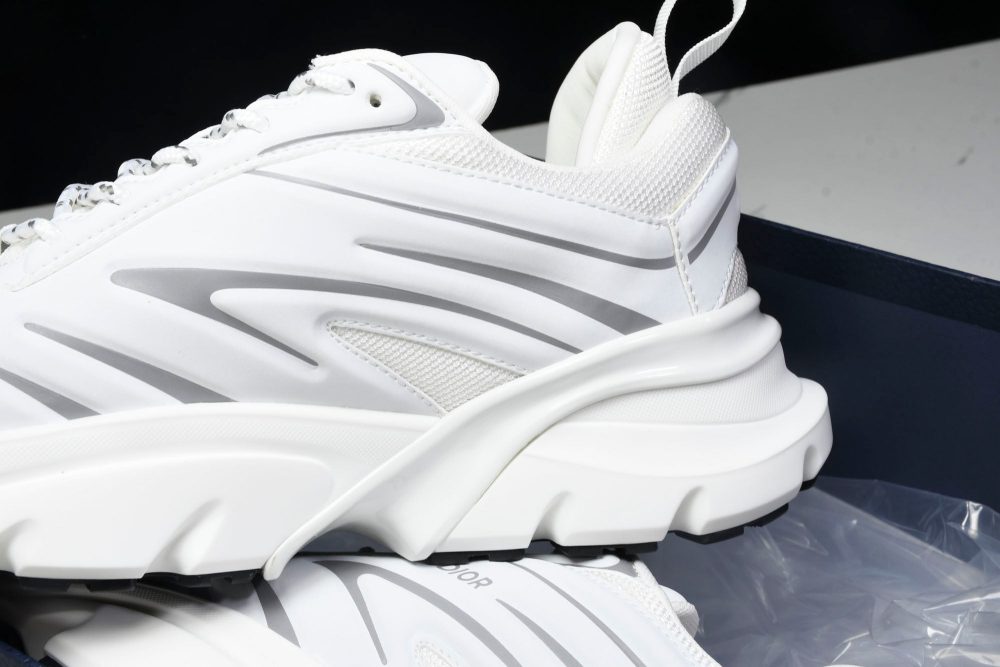 D1or B44 Blade Sneaker 'White' - Image 28