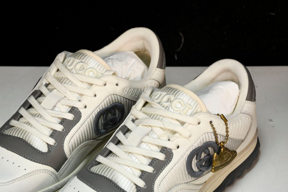 Guссi MAC80 'Grey White' - Image 17