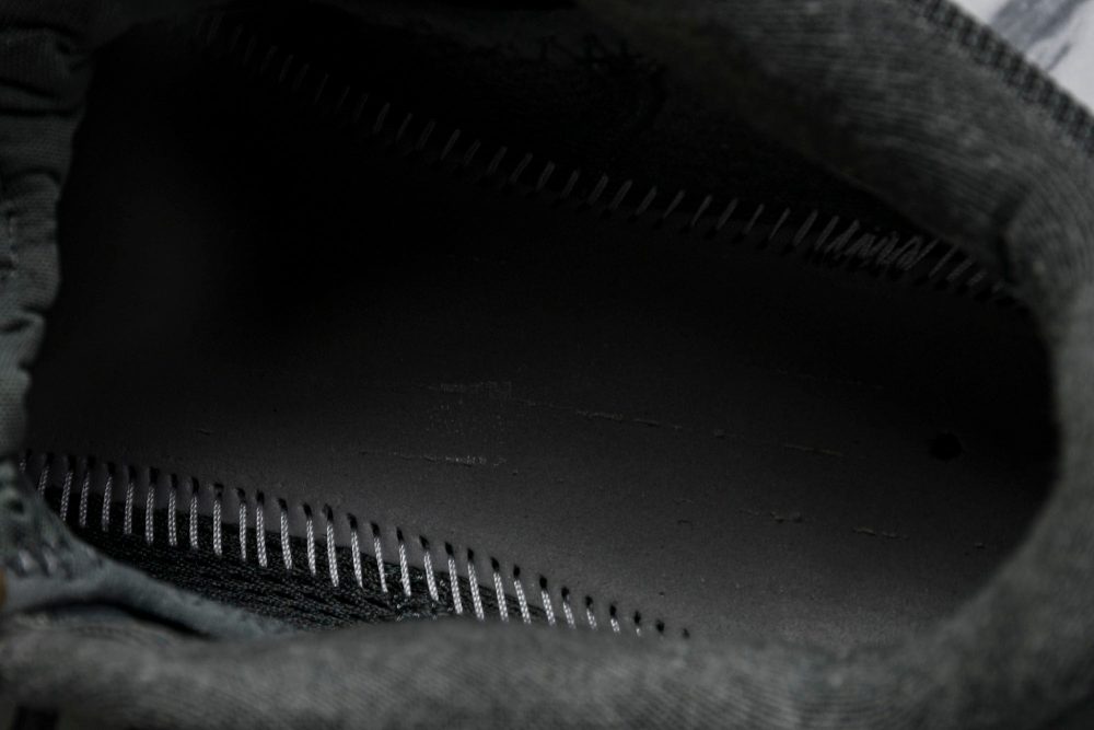 Kobe 5 'Fade to Black' - Image 22