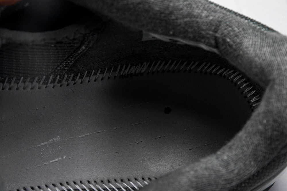 Kobe 5 'Fade to Black' - Image 16