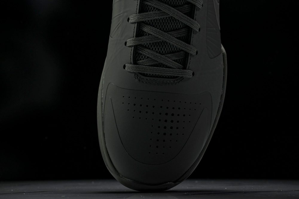 Kobe 5 'Fade to Black' - Image 7
