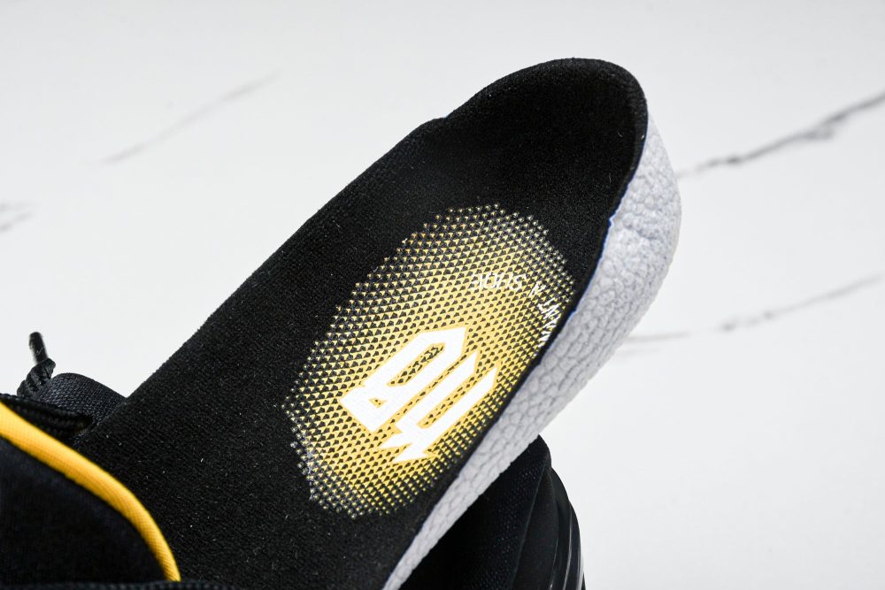 Kobe 6 'Lightning' - Image 12