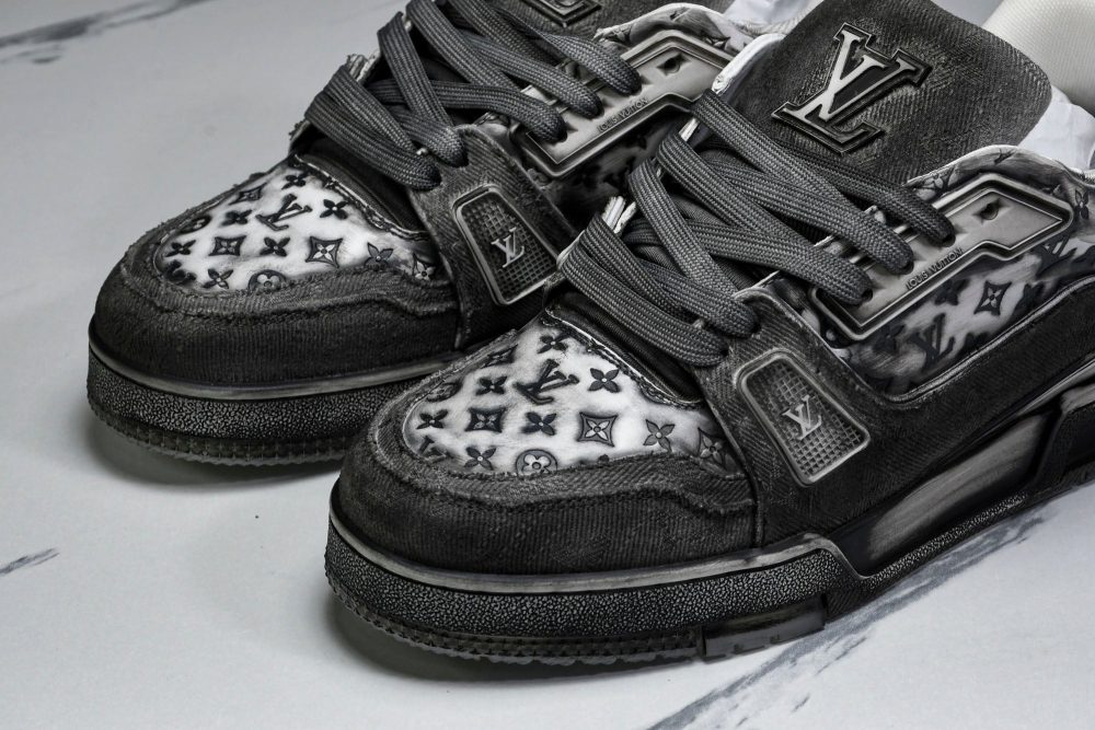 Louis Vuittоп Trainer Low 'Black Distressed' - Image 23