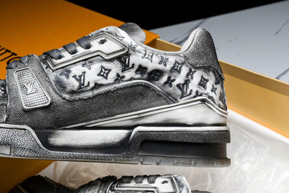 Louis Vuittоп Trainer Low 'Black Distressed' - Image 20