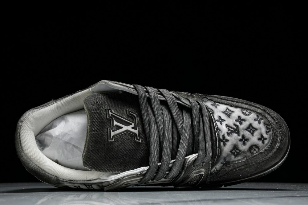 Louis Vuittоп Trainer Low 'Black Distressed' - Image 5