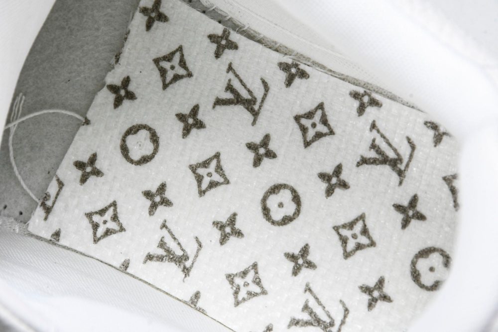Louis Vuittоп Trainer Low 'White Studded' - Image 25