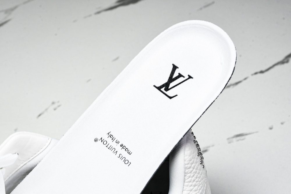 Louis Vuittоп Trainer Low 'White Studded' - Image 11