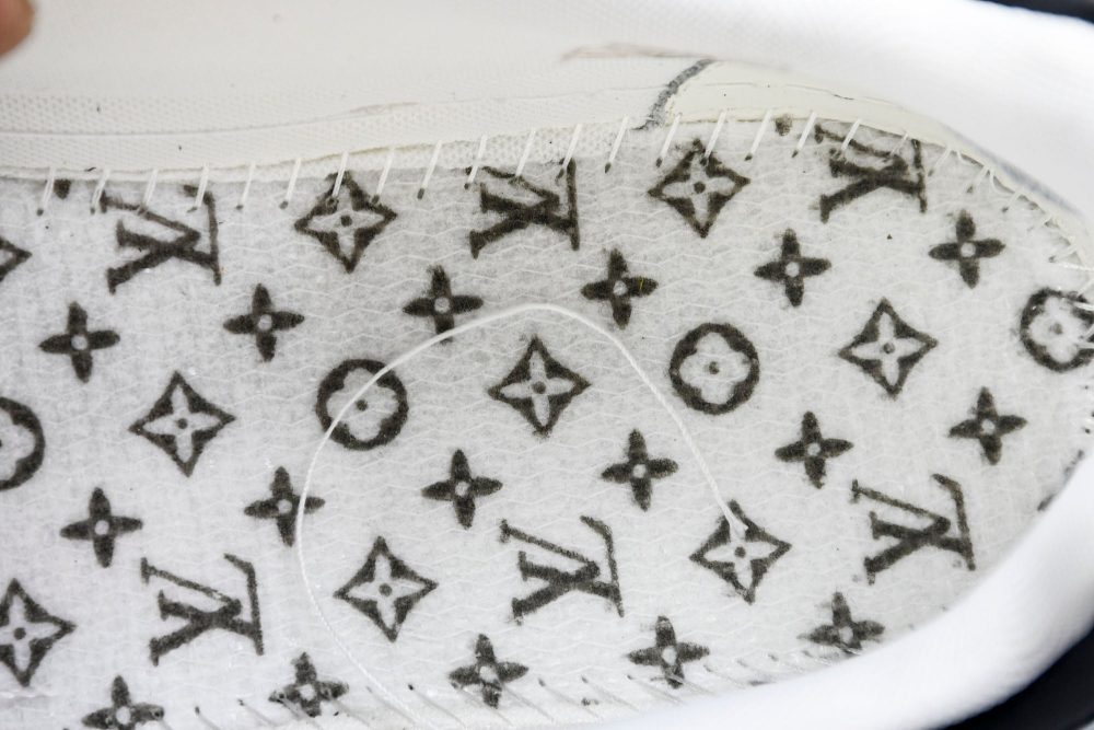 Louis Vuittоп Trainer Low 'Black White Green Sole' - Image 30