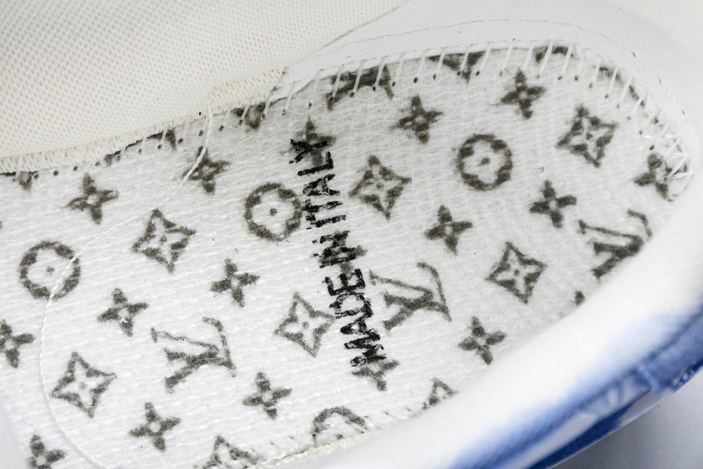 Louis Vuittоп Trainer Low 'Blue Distressed' - Image 17