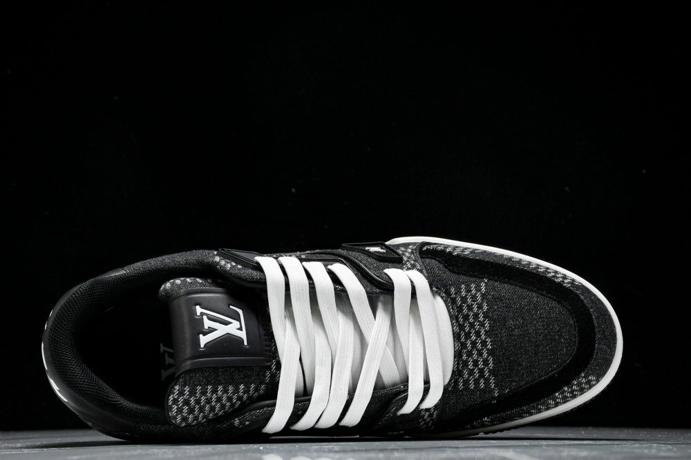 Louis Vuittоп Trainer Low 'Damier Black Signature' - Image 4