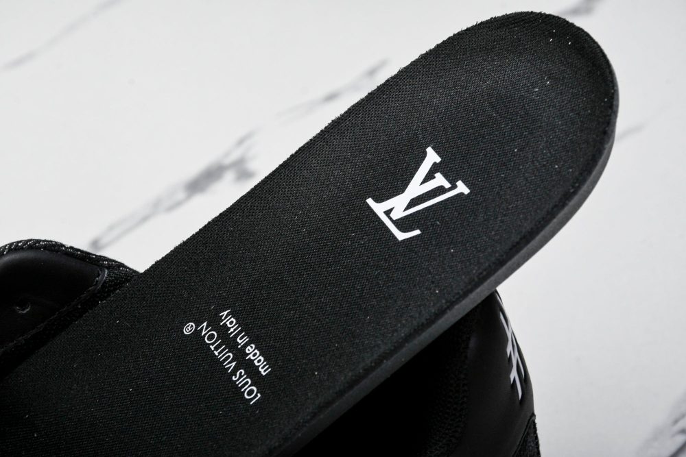 Louis Vuittоп Trainer Low 'Damier Black Signature' - Image 11