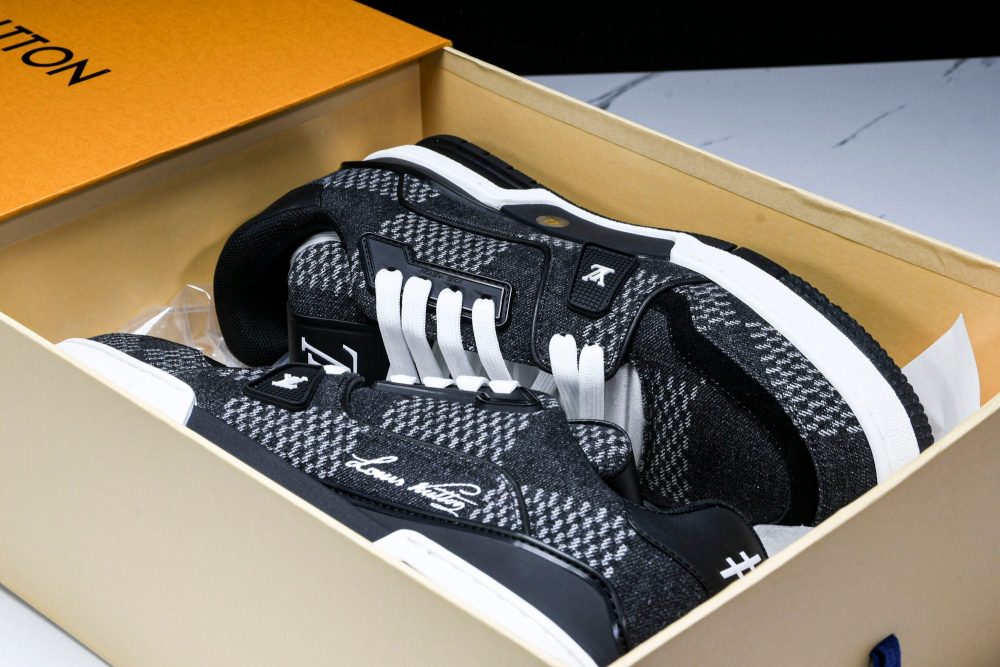 Louis Vuittоп Trainer Low 'Damier Black Signature' - Image 18