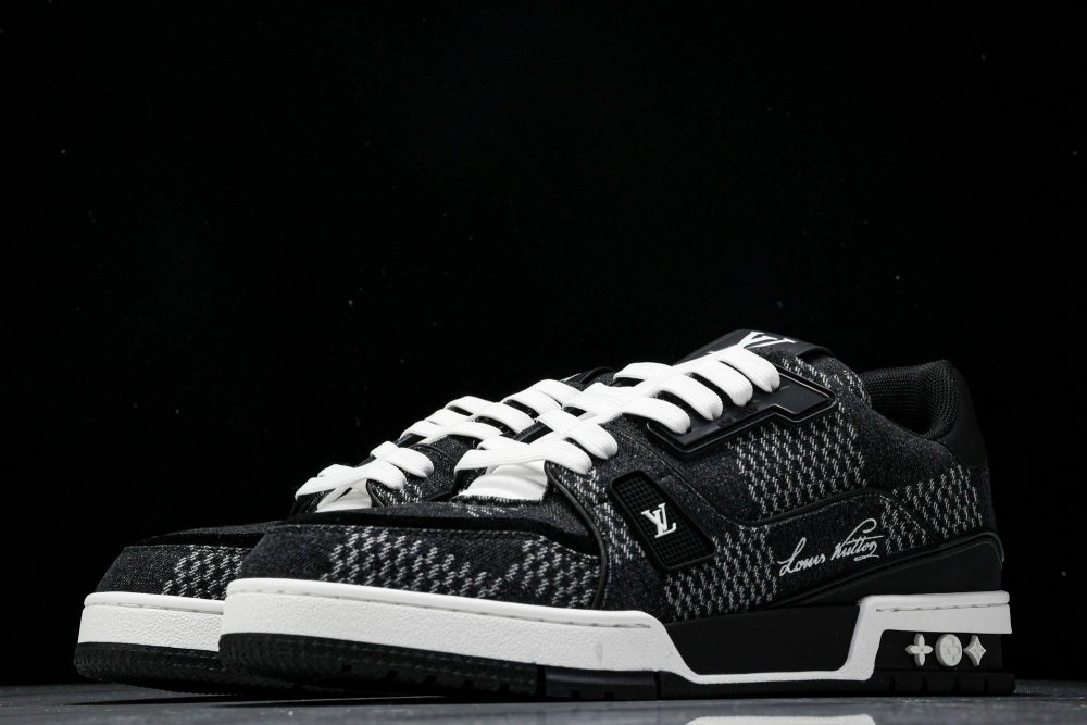Louis Vuittоп Trainer Low 'Damier Black Signature' - Image 2