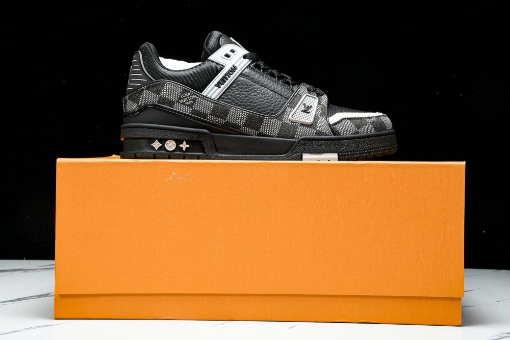 Louis Vuittоп Trainer Low 'Damier Black' - Image 30
