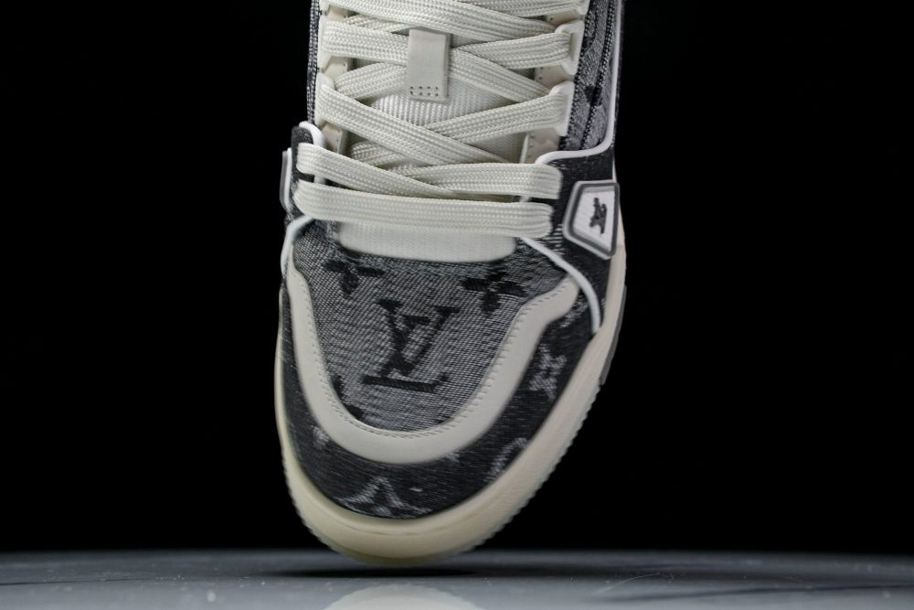 Louis Vuittоп Trainer Low 'Double Denim Monogram Grey' - Image 4