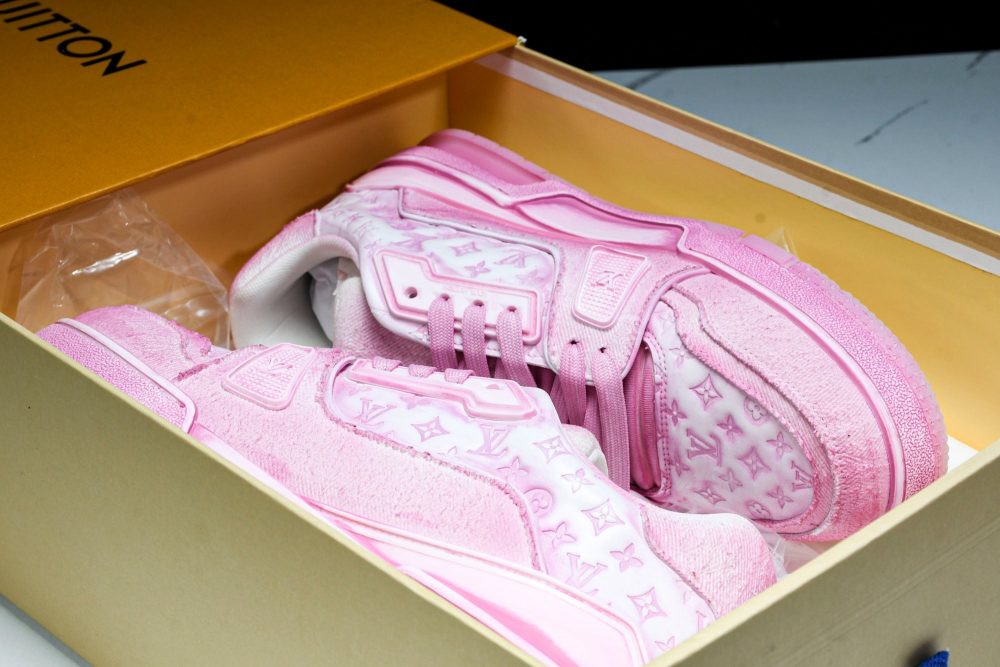 Louis Vuittоп Trainer Low 'Pink Distressed' - Image 25