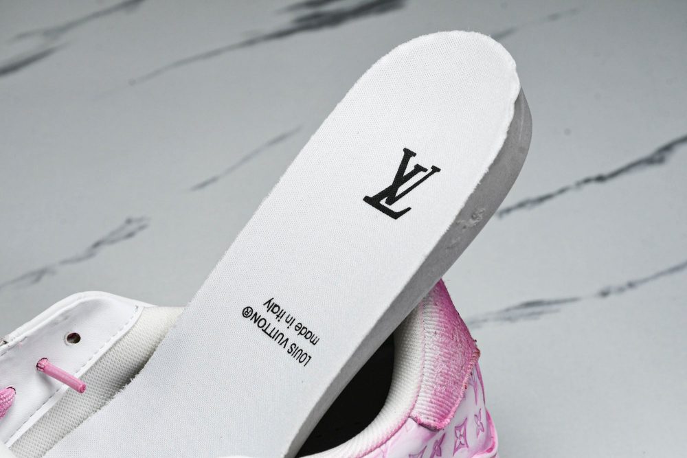 Louis Vuittоп Trainer Low 'Pink Distressed' - Image 12