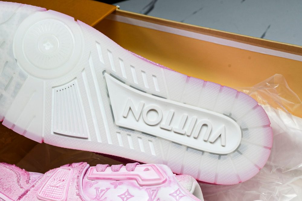 Louis Vuittоп Trainer Low 'Pink Distressed' - Image 21