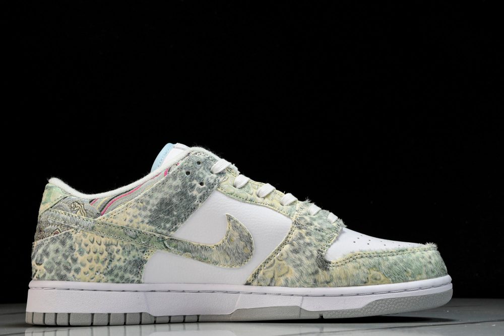 SB Dnk Low x Steam Puppet 'Year of The Dragon' (Unreleased) - Image 3