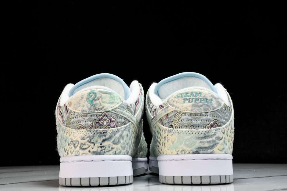 SB Dnk Low x Steam Puppet 'Year of The Dragon' (Unreleased) - Image 5