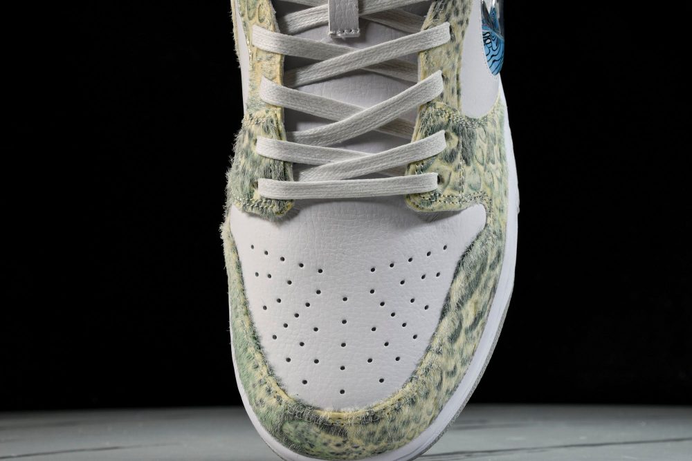 SB Dnk Low x Steam Puppet 'Year of The Dragon' (Unreleased) - Image 6