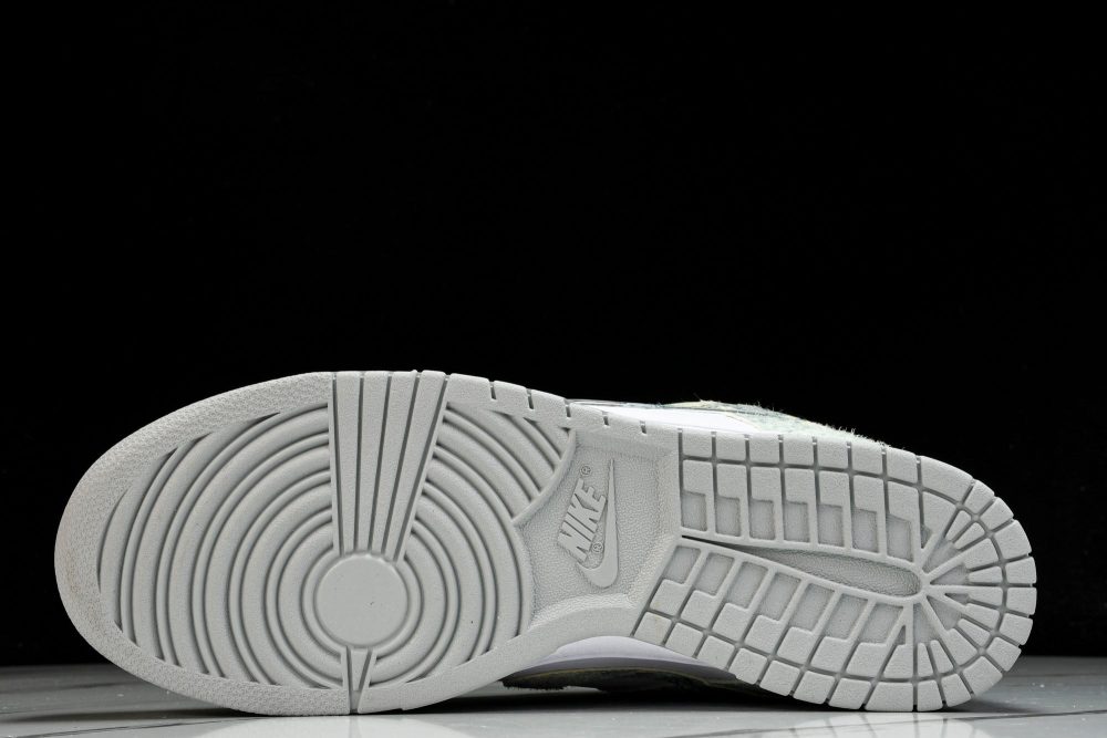 SB Dnk Low x Steam Puppet 'Year of The Dragon' (Unreleased) - Image 7