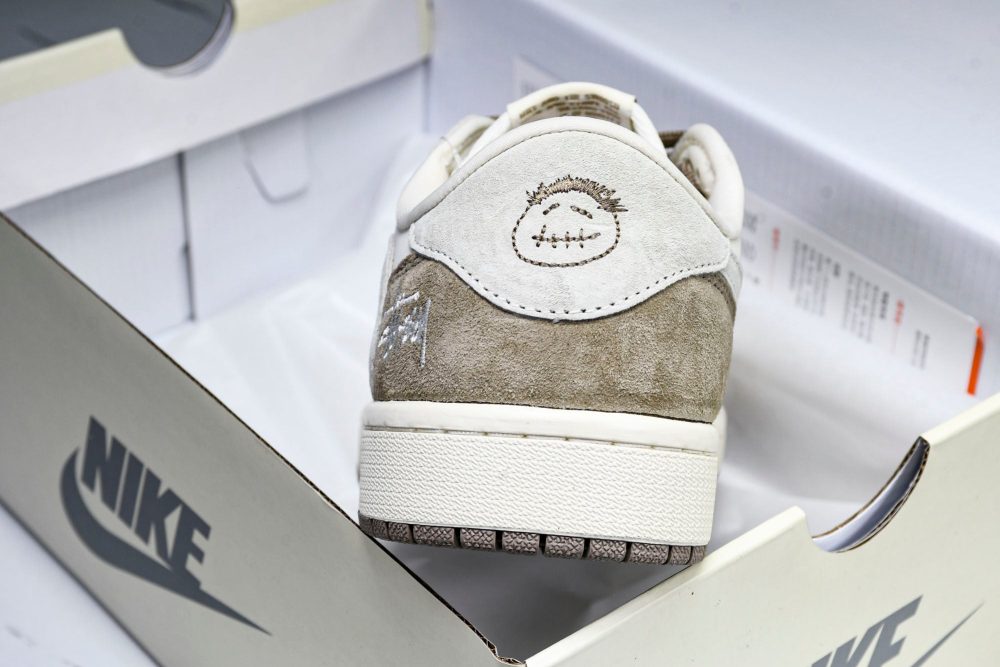 Travis Scott AJ1 Low x Stussy 'Beige' (Custom) - Image 11