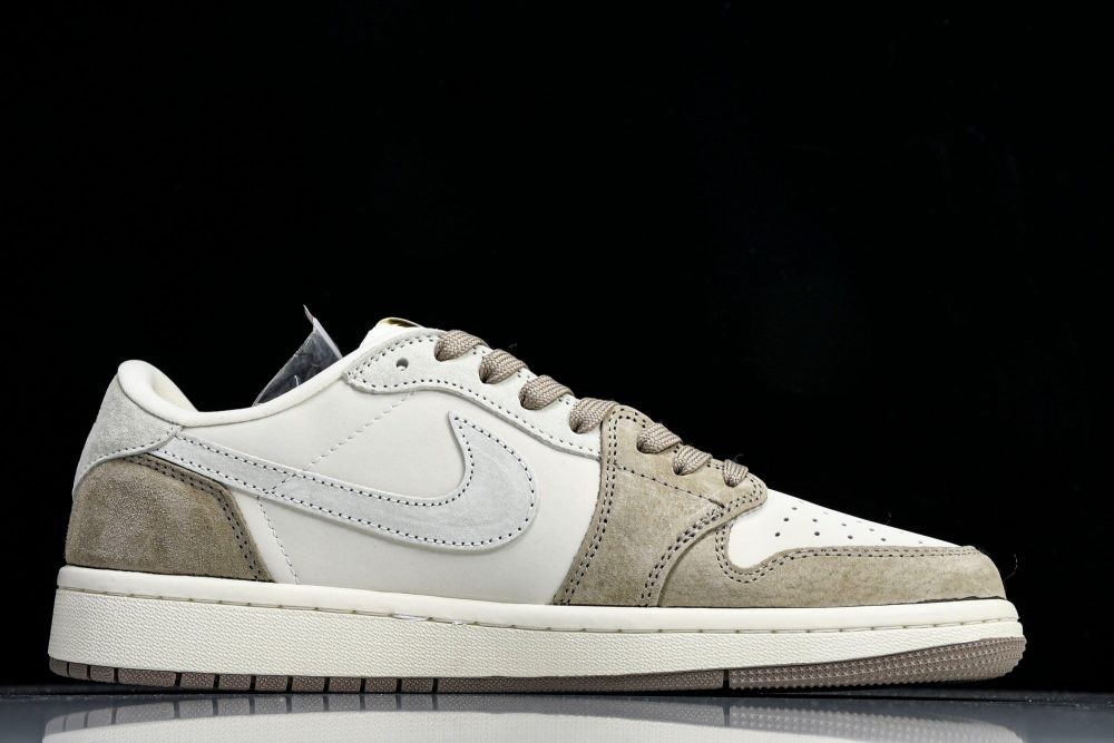 Travis Scott AJ1 Low x Stussy 'Beige' (Custom) - Image 3