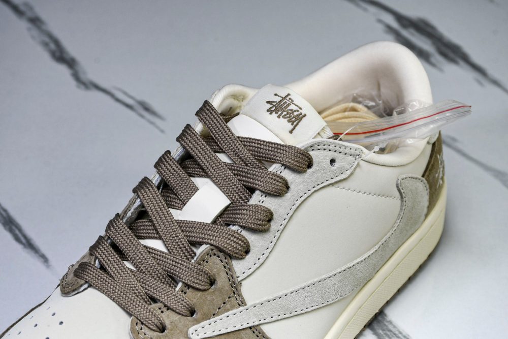 Travis Scott AJ1 Low x Stussy 'Beige' (Custom) - Image 27