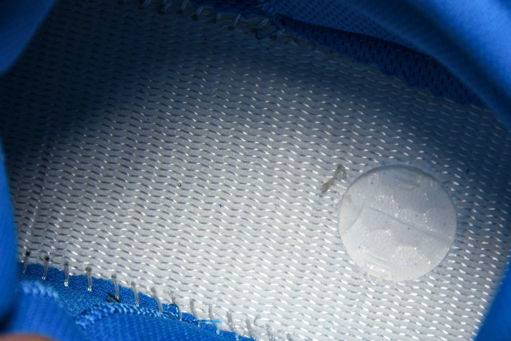 Yzy Boost 700 Hi-Res Blue - Image 17