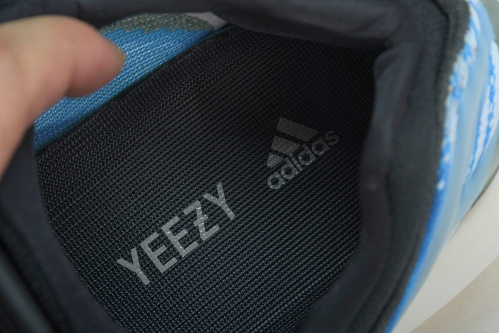 Yzy 700 V3 Arzareth - Image 14