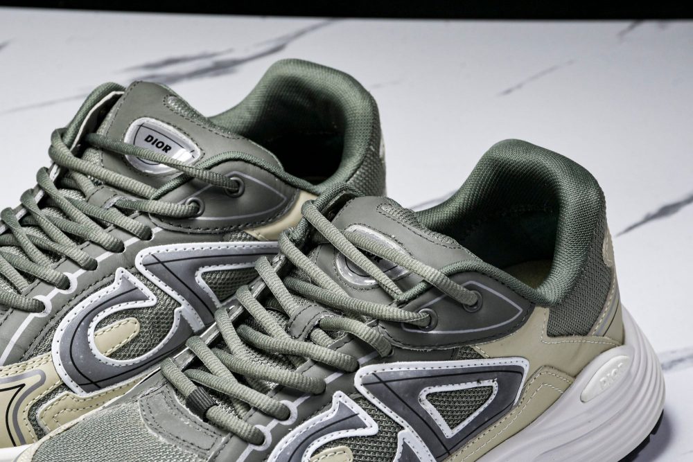 D1or B30 'Olive White' - Image 21