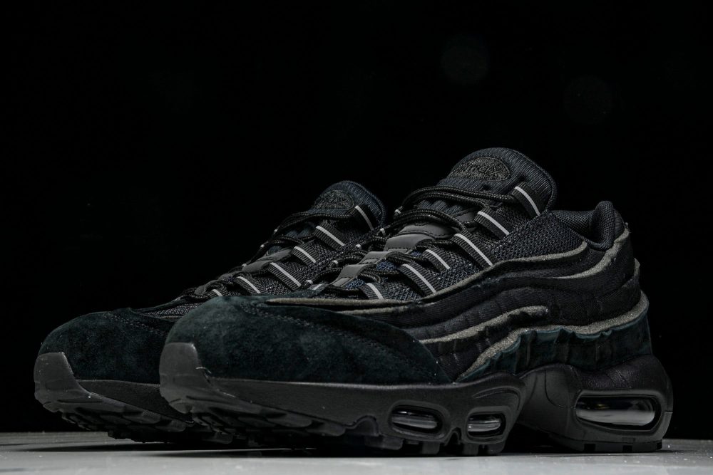 Comme des Garcons x AM95 'Black' - Image 2