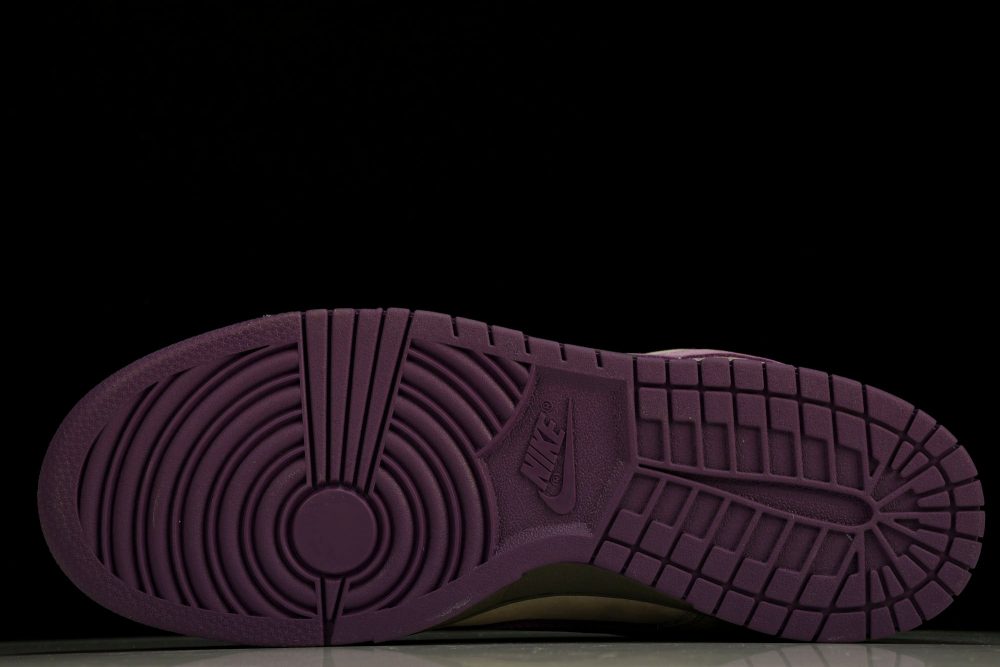 SB Dnk Low 'Purple Pigeon' - Image 5
