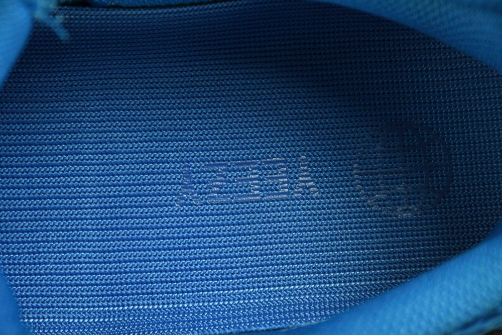 Yzy Boost 700 Hi-Res Blue - Image 15