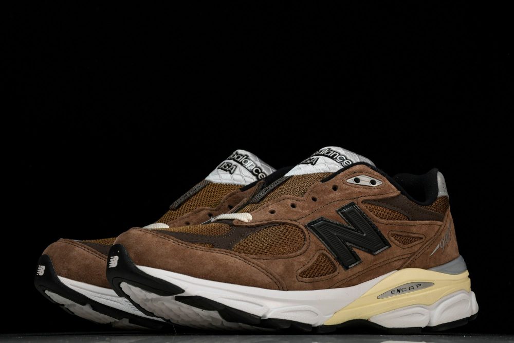 NB 990v3 x JJJJound 'Montréal' - Image 2
