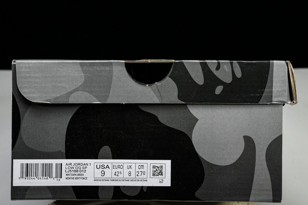 Travis Scott AJ1 Low x BAPE 'White' (Custom) - Image 23