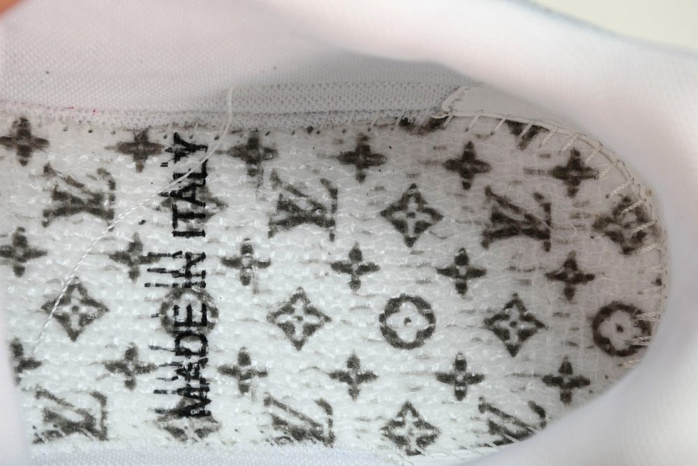 Louis Vuittоп Trainer Low by Yayoi Kusama 'White Print' - Image 15