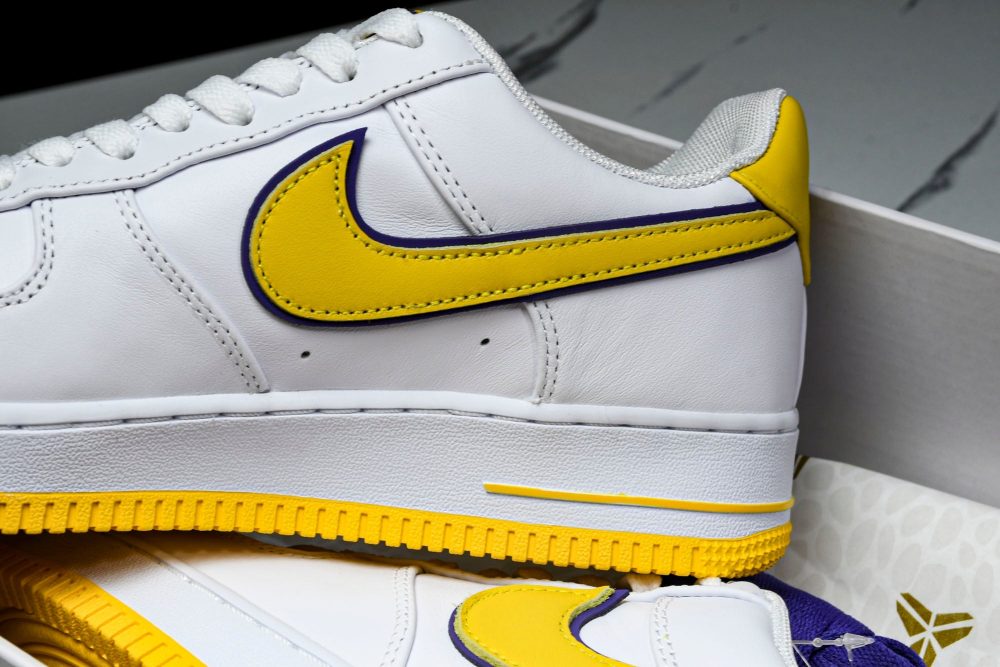 AF1 Kobe Bryant 'Lakers Home White' - Image 22