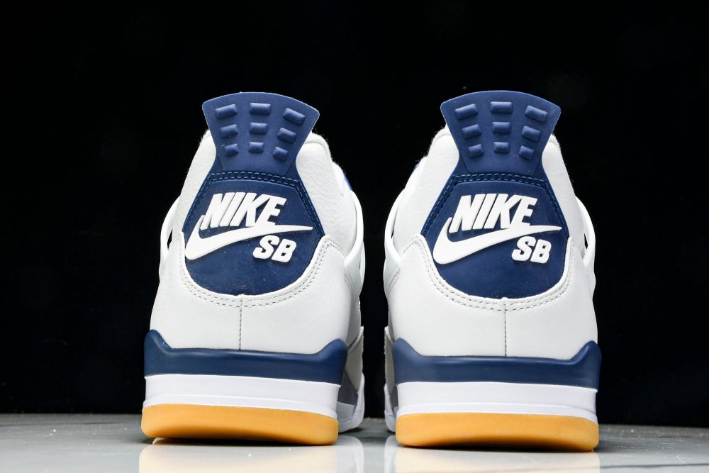 AJ4 Retro SB 'Navy' - Image 7