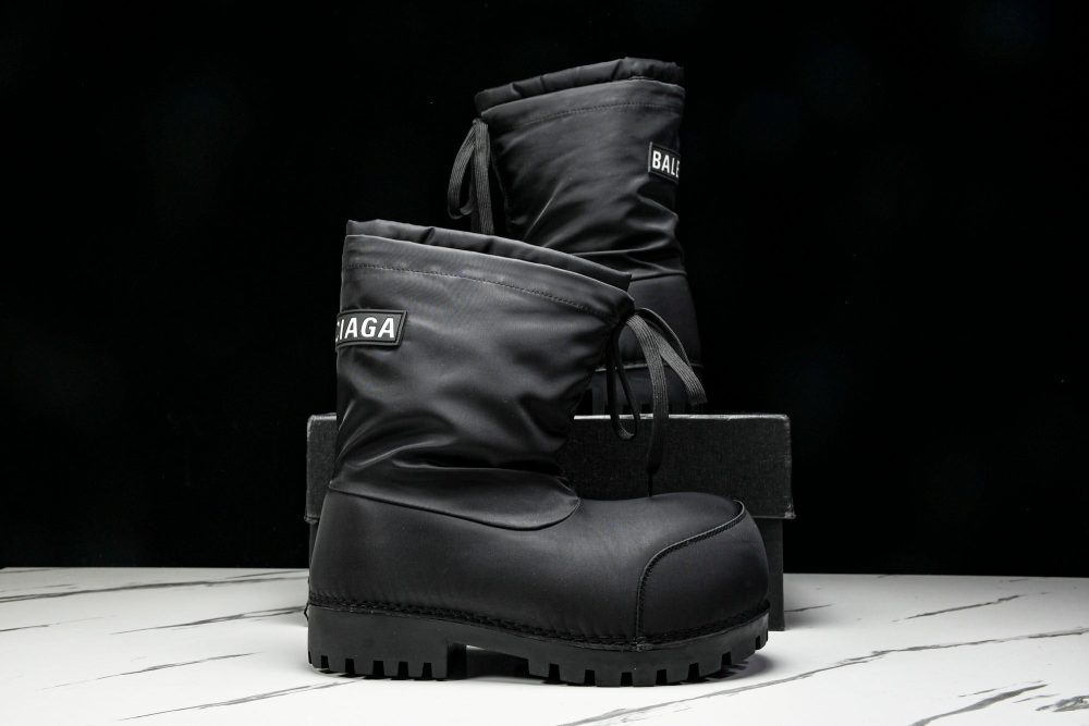 Вalenciaga Alaska Low Boot 'Black' - Image 19