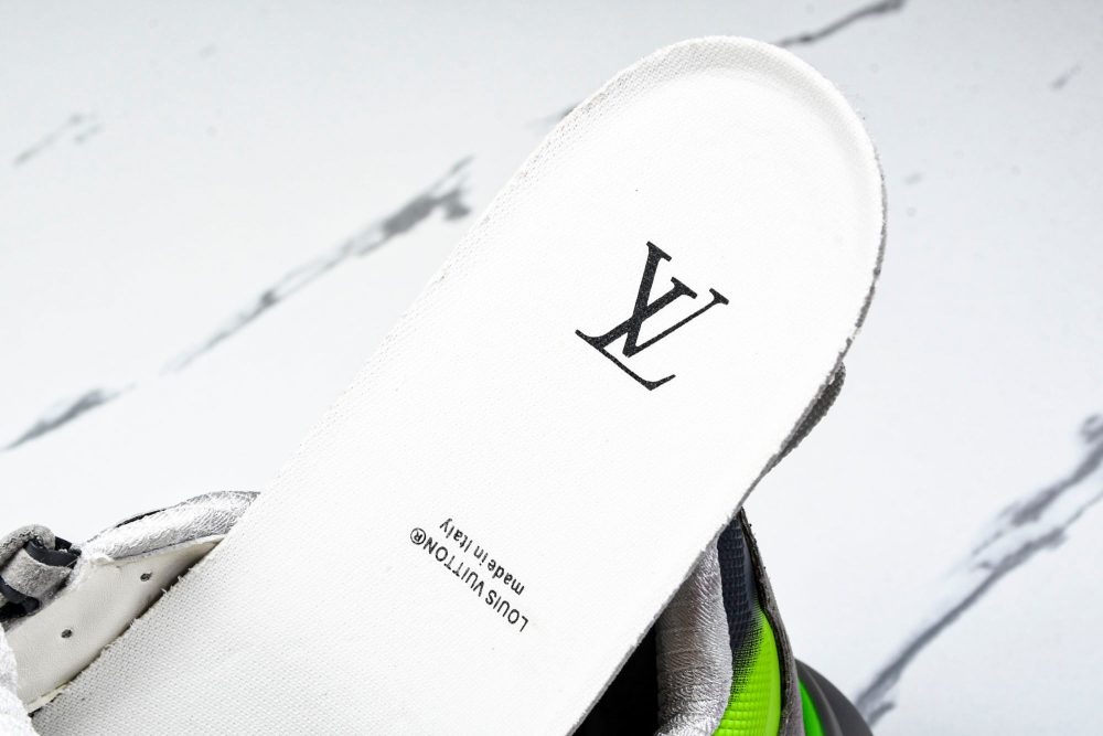 Louis Vuittоп Runner Tatic Sneaker 'Grey Green' - Image 13