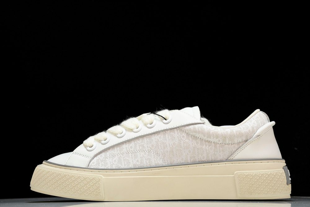 D1or B33 'White Oblique'