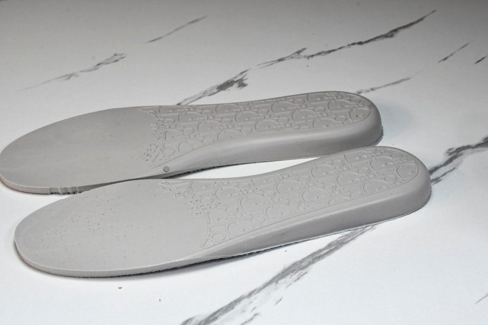 D1or B57 Mid-Top "Grey White' - Image 16