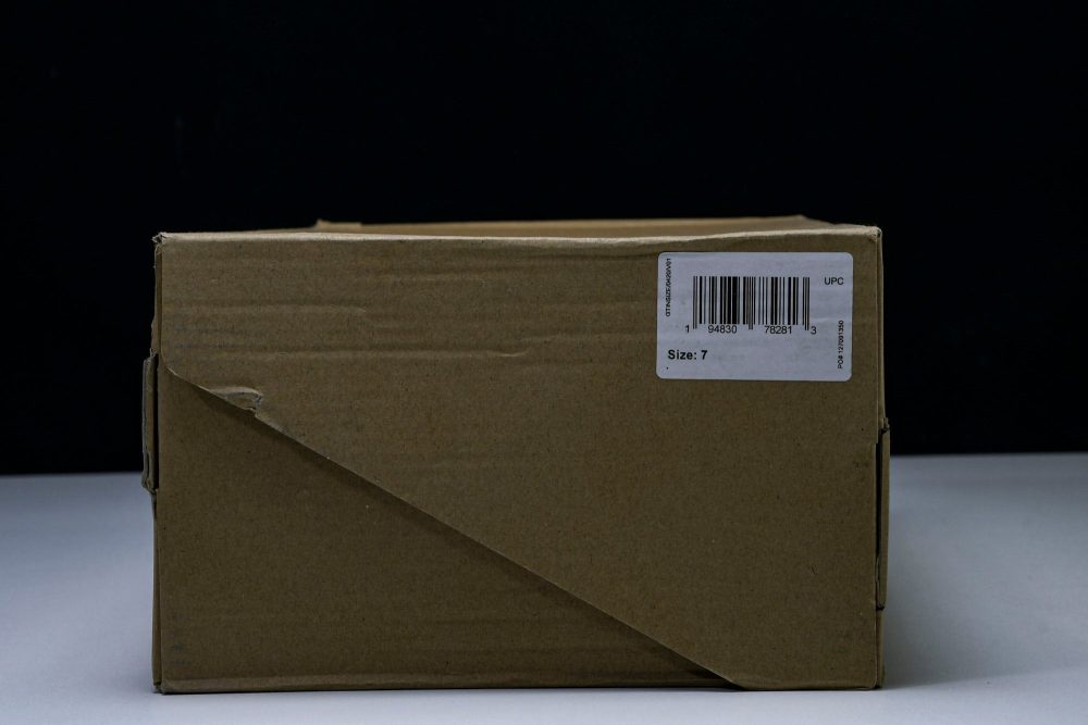 Yzy Foam RNNR 'MX Moon Grey' - Image 22