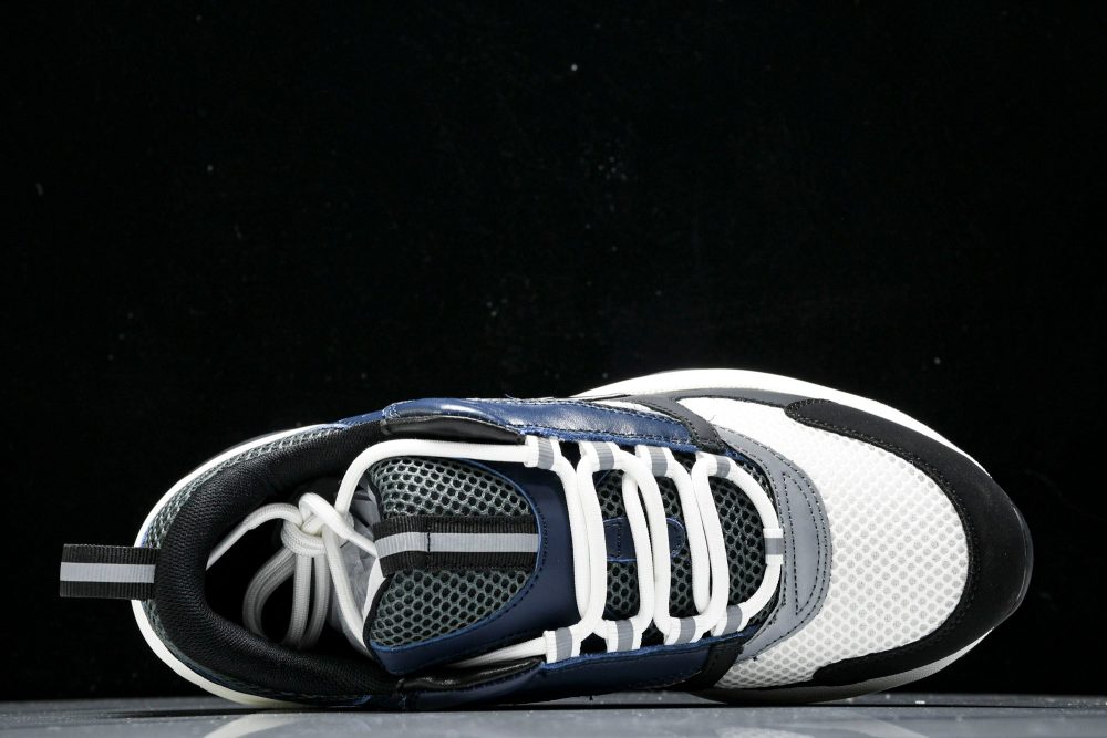D1or B22 'Blue Black' - Image 4